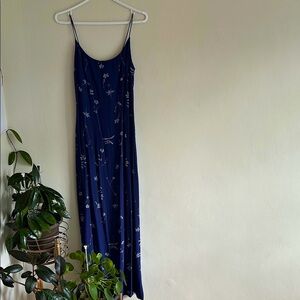 Elegant Navy Blue Floral Maxi Dress